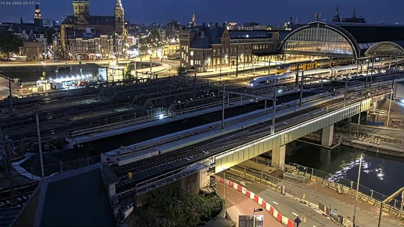 Live camera view of Amsterdam Bridge Reconstruction