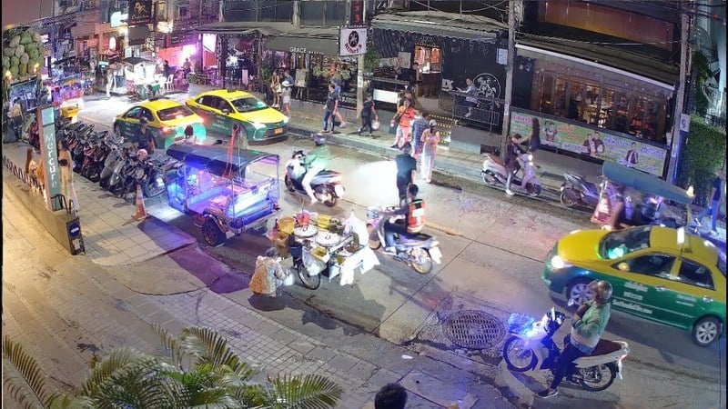 Live camera view of Bangkok: Sukhumvit