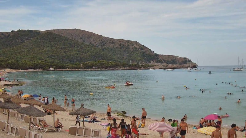 Live camera view of Cala Agulla Beach