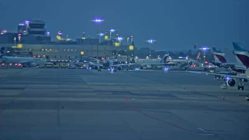 Live camera view of Dusseldorf Airport