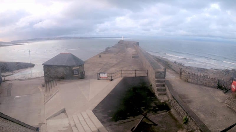 Live camera view of Porthcawl Lifeboat Station Pier