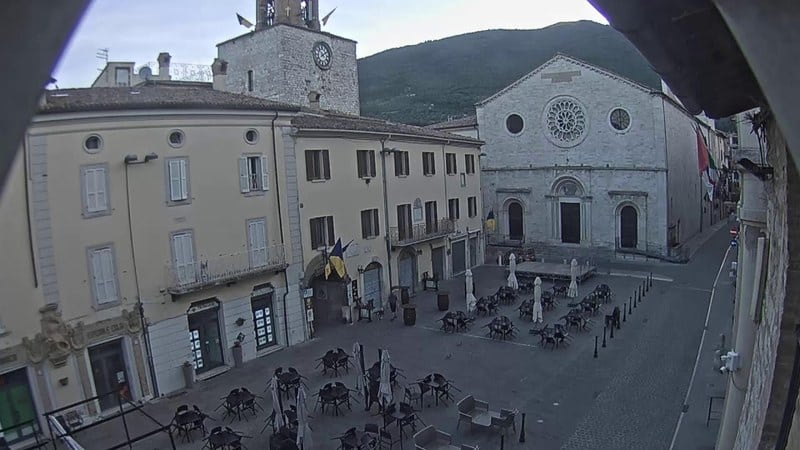 Live camera view of Umbria Cities
